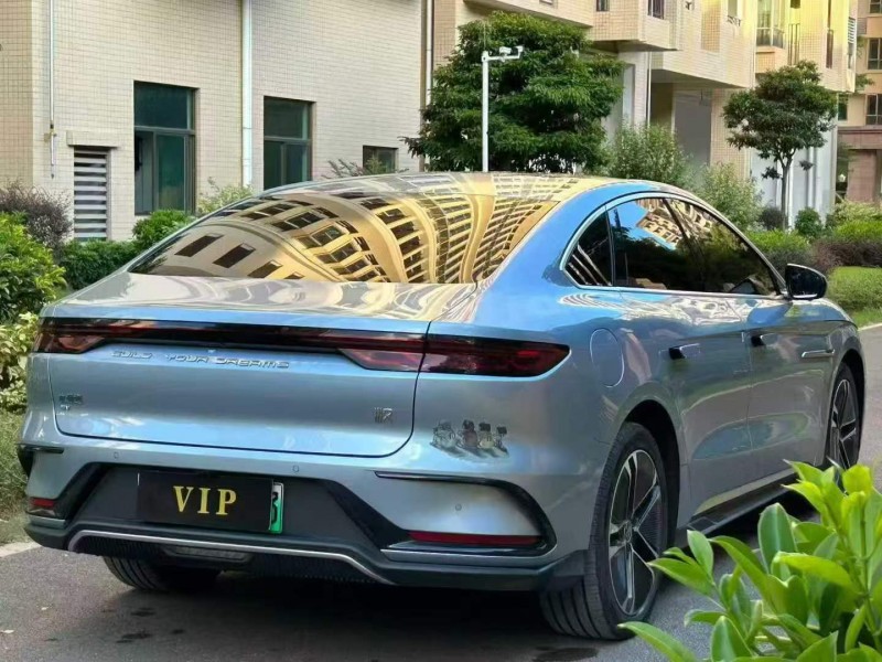 广州23年比亚迪汉8