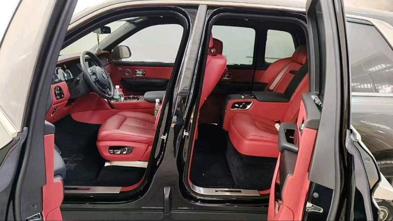 石家庄23年劳斯莱斯库里南3