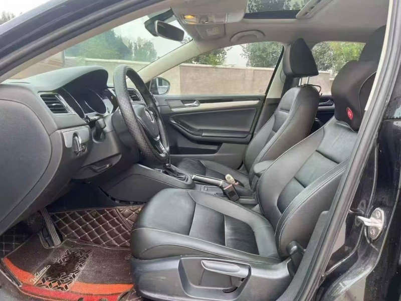 枣庄19年大众速腾5