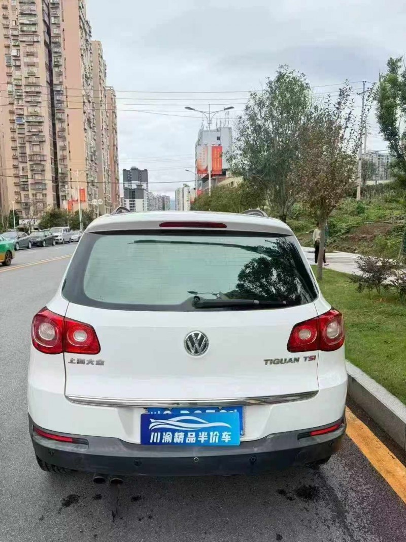 达州13年大众途观6