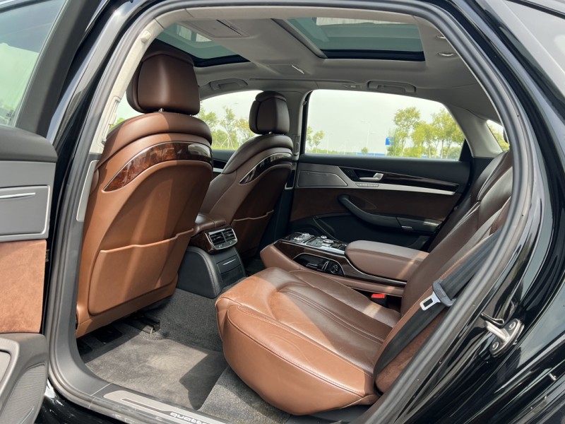 盐城17年奥迪A8L5