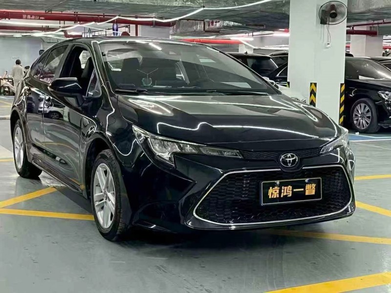 深圳22年丰田雷凌2
