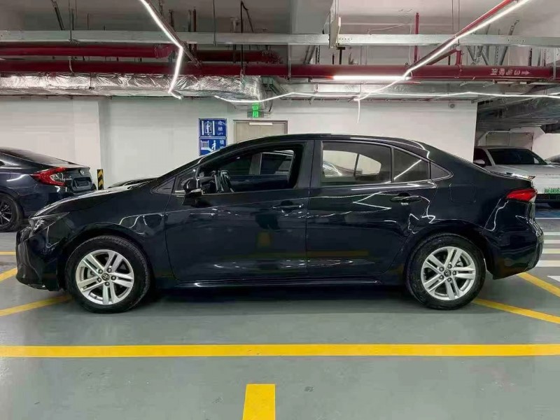 深圳22年丰田雷凌7