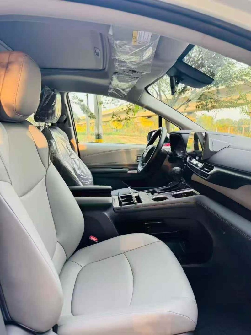 苏州25年丰田格瑞维亚4