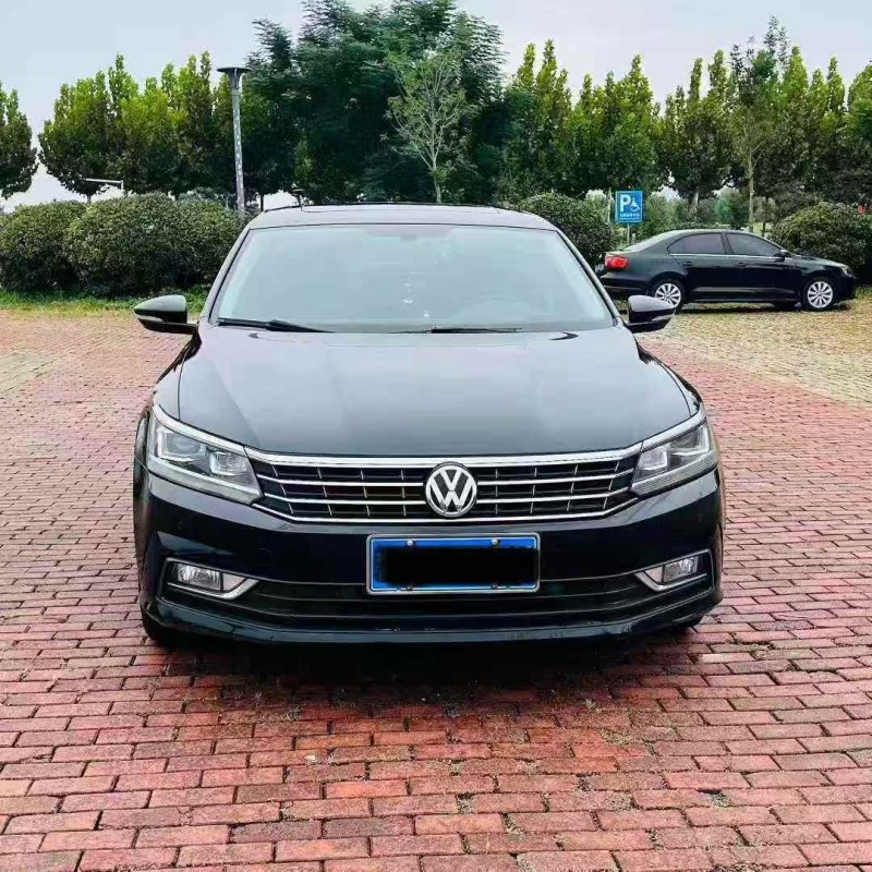 青岛17年大众帕萨特1