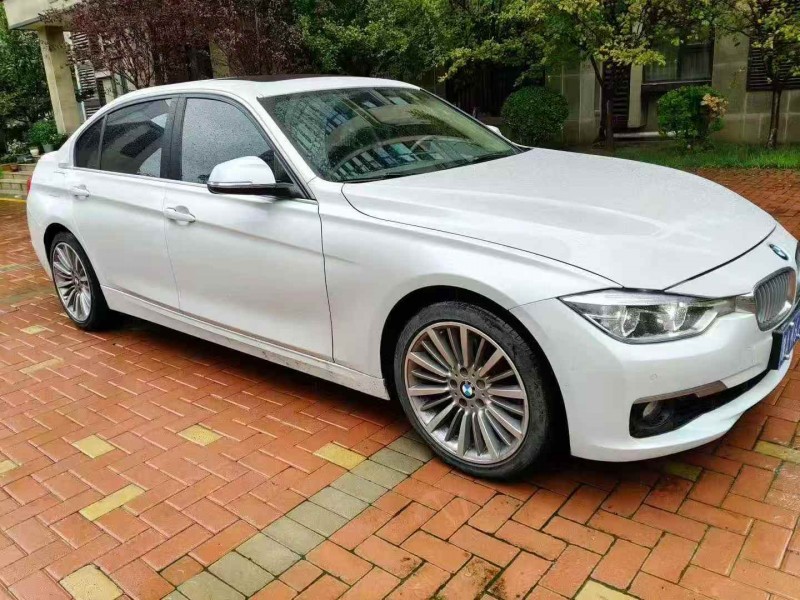 开封19年宝马3系3