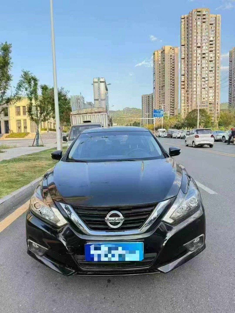 达州17年日产天籁1