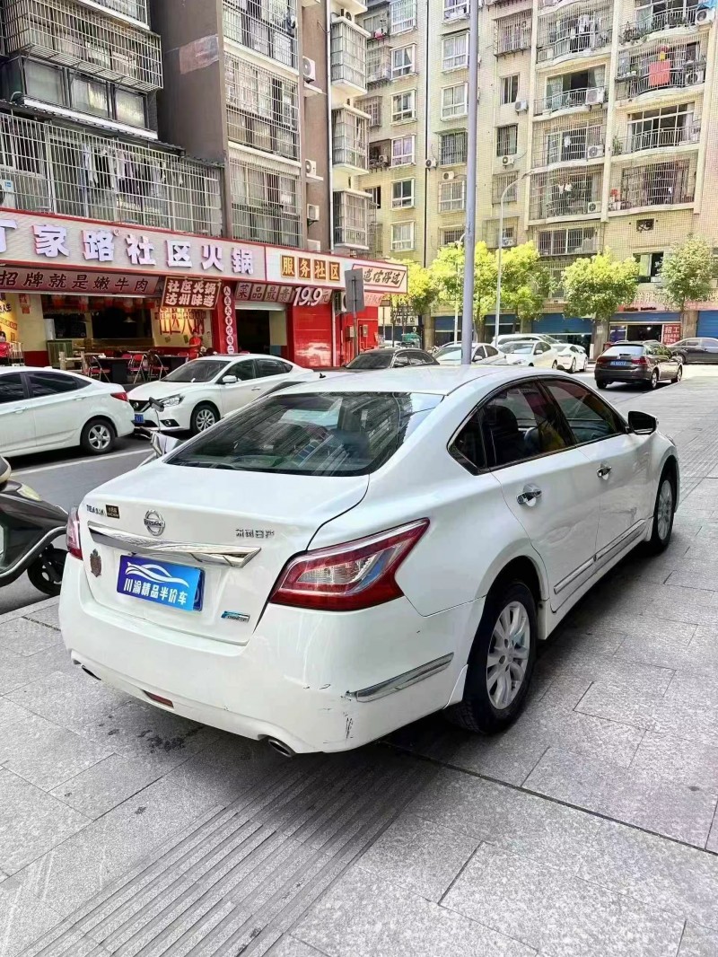 达州15年日产天籁5