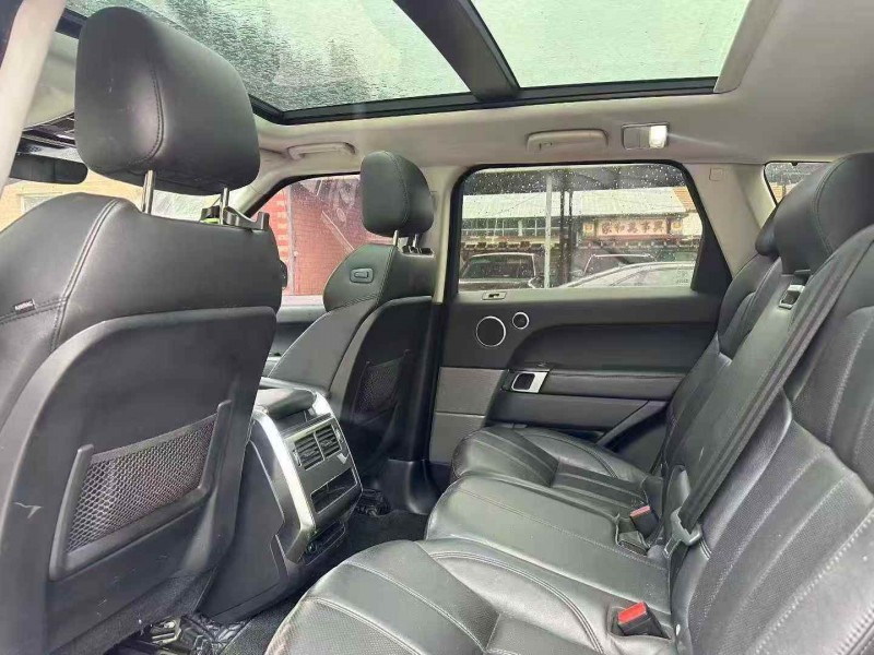 淄博17年路虎揽胜运动6