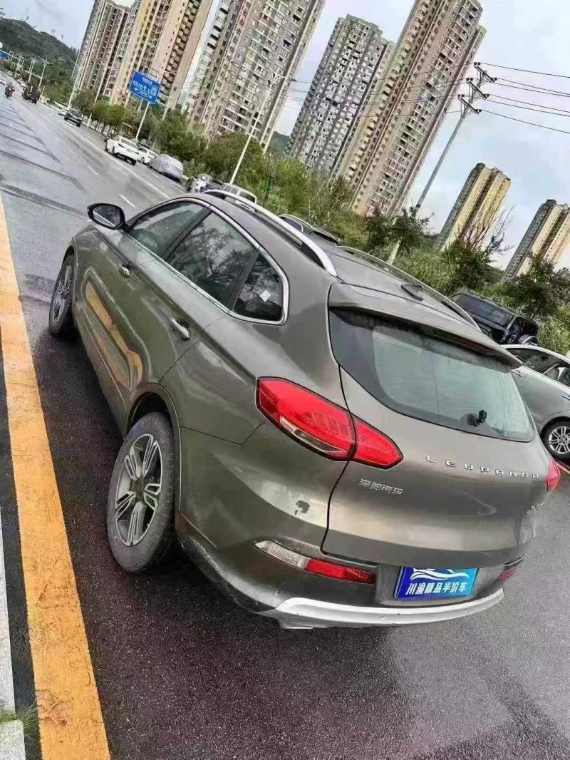 成都17年猎豹汽车CS104