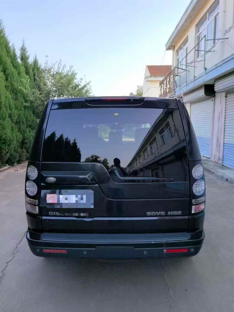 青岛13年路虎发现9