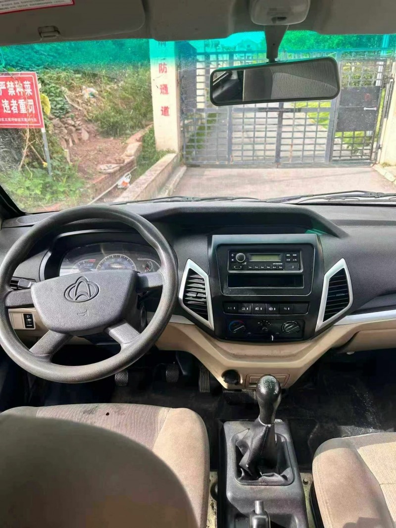 达州22年长安汽车跨越王8