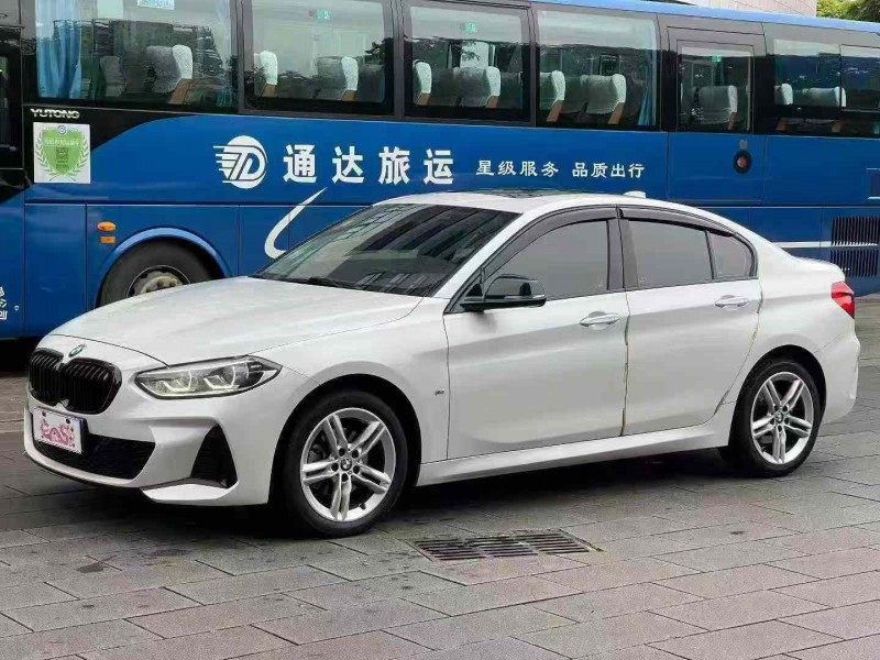 东莞22年宝马1系3