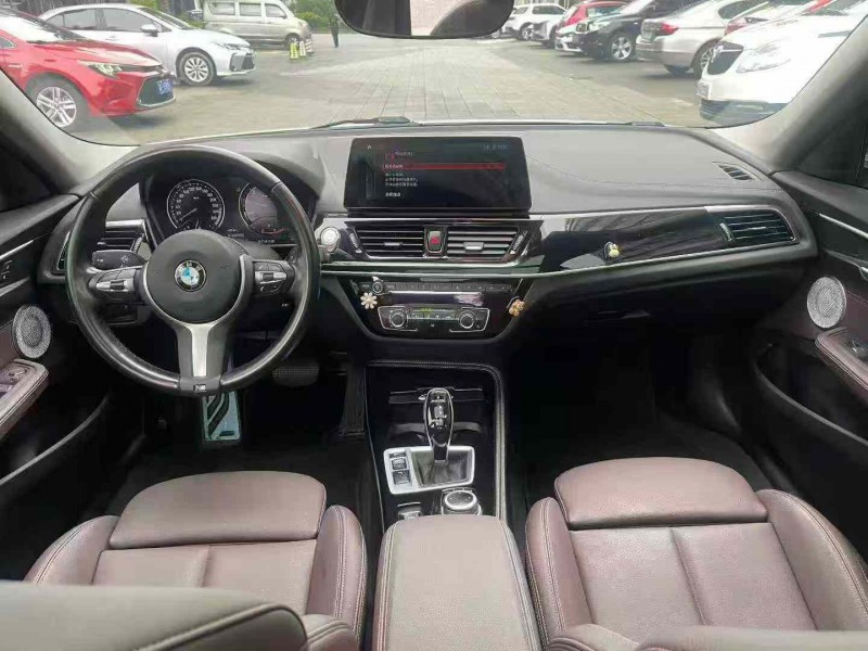 东莞22年宝马1系4