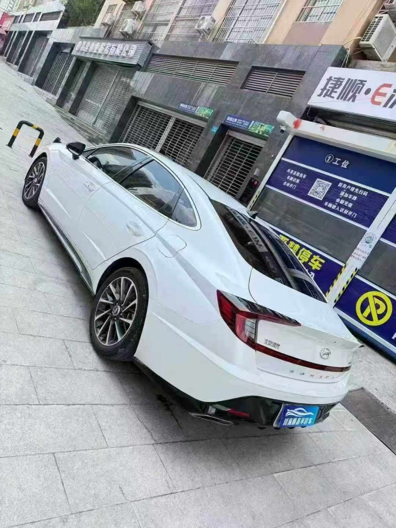 达州21年现代索纳塔4