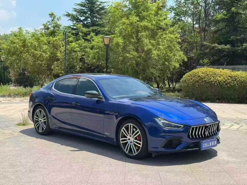 枣庄17年玛莎拉蒂Ghibli2