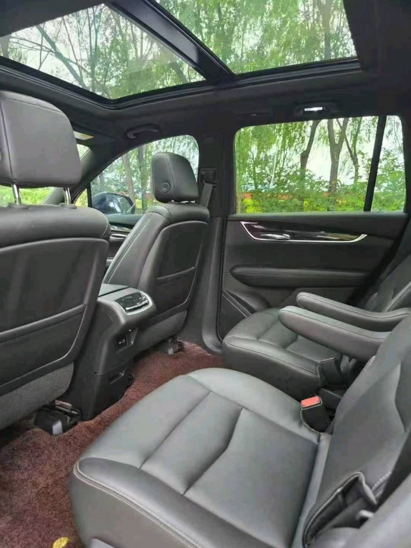 太原22年凯迪拉克XT69