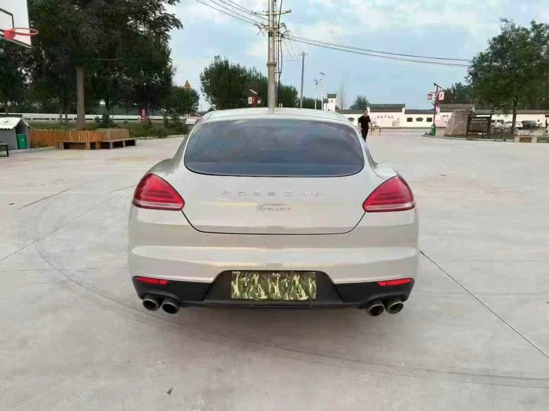 徐州15年保时捷帕拉梅拉10