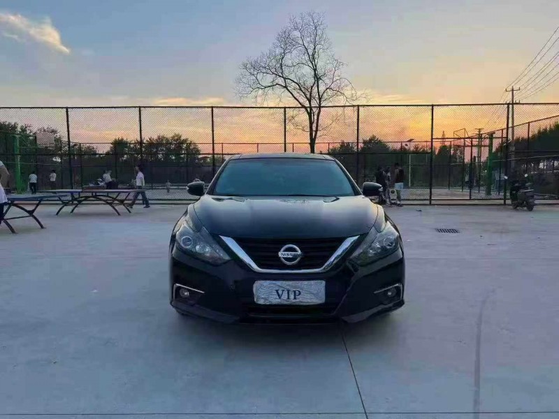 徐州18年日产天籁1