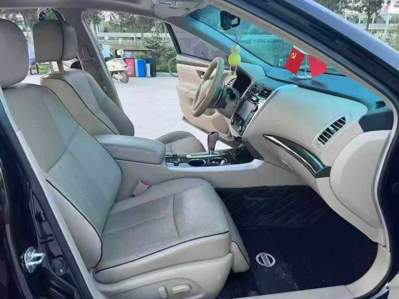 徐州18年日产天籁5