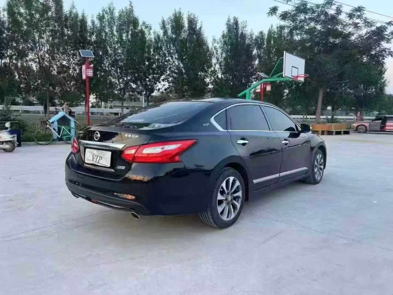 徐州18年日产天籁8