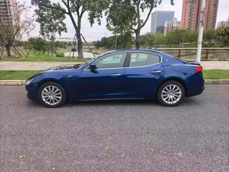 珠海23年玛莎拉蒂Ghibli8