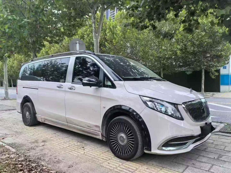 衡阳21年奔驰威霆3