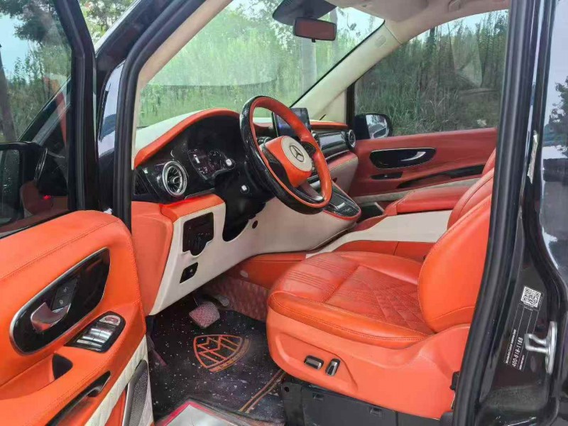 衡阳21年奔驰威霆5