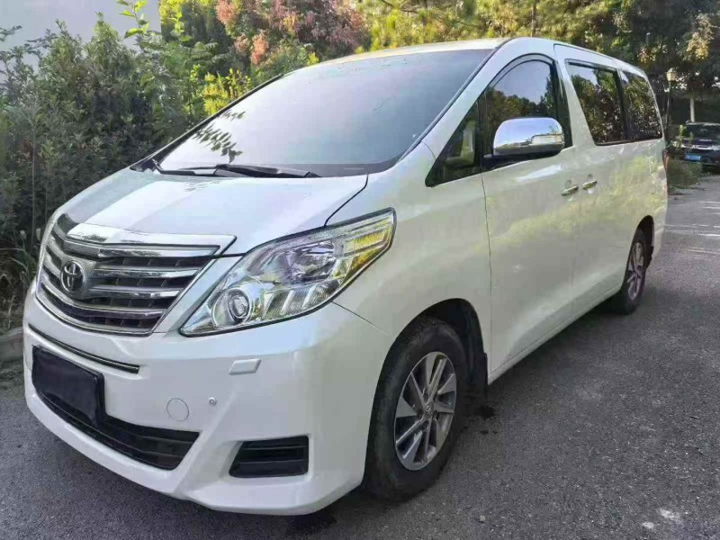 十堰15年丰田埃尔法3