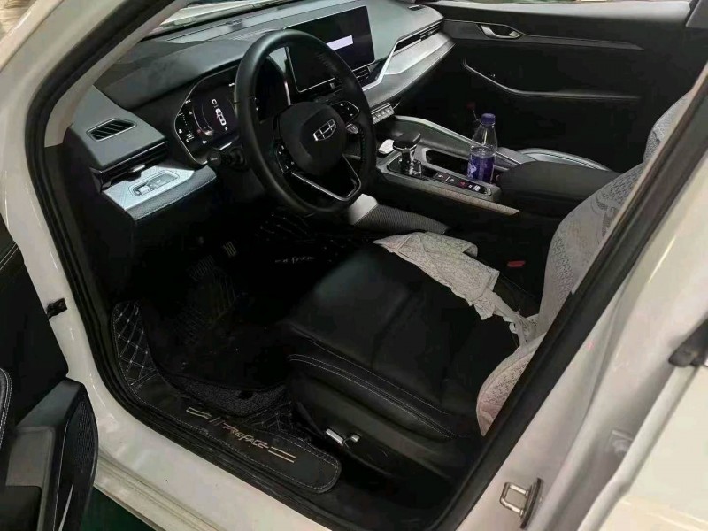 宁波21年吉利星瑞3