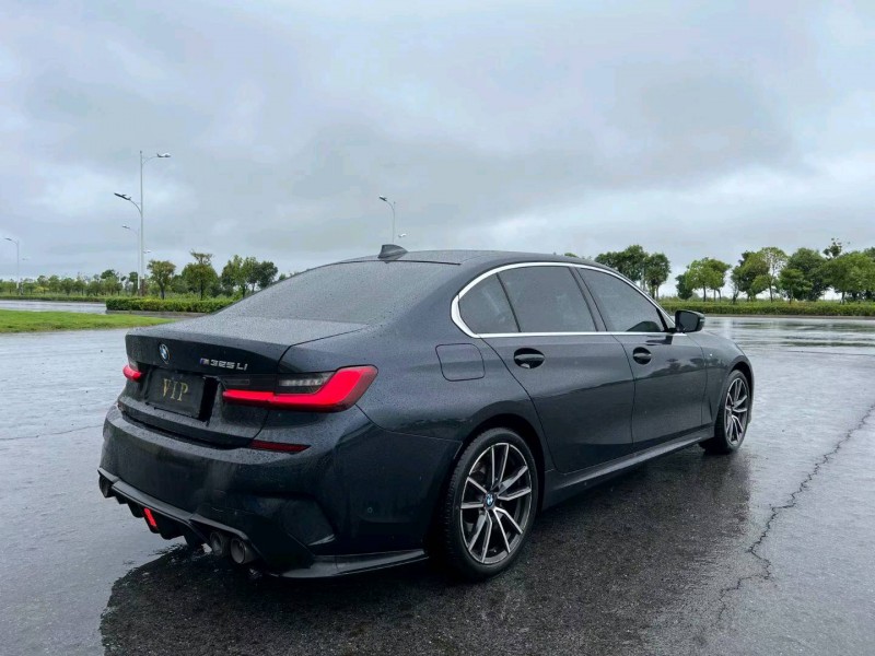 盐城21年宝马3系9