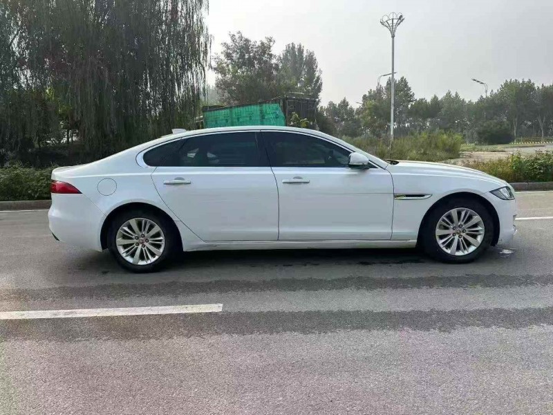 枣庄17年捷豹XFL6