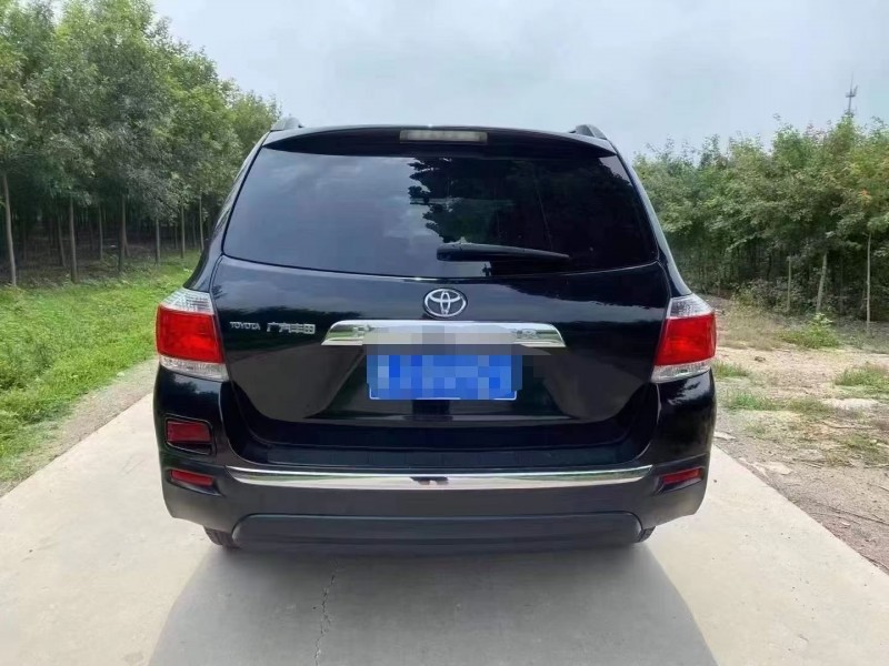 新乡14年丰田汉兰达9