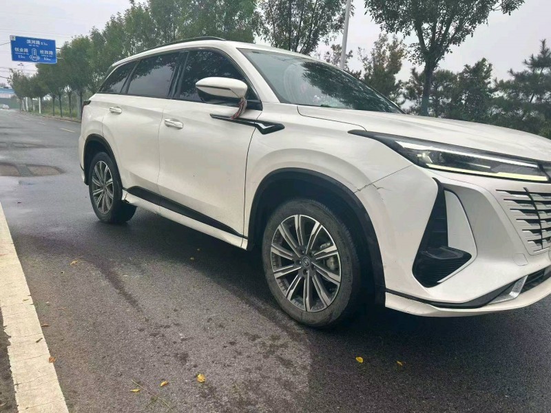 秦皇岛24年长安汽车CS752