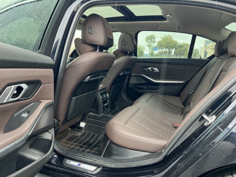 盐城21年宝马3系5