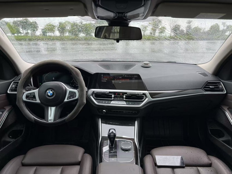 盐城21年宝马3系7