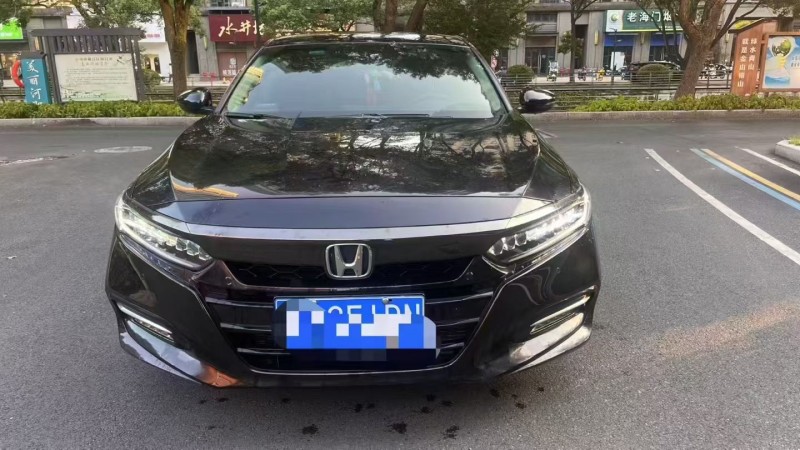 湖州21年本田雅阁1