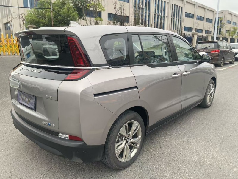 娄底25年奔腾E059