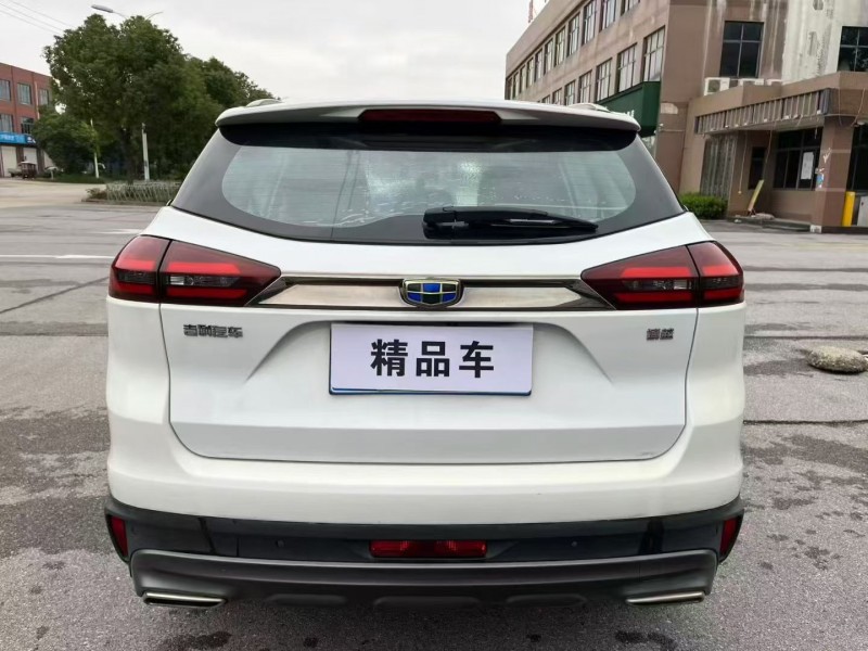 宜昌19年吉利博越9