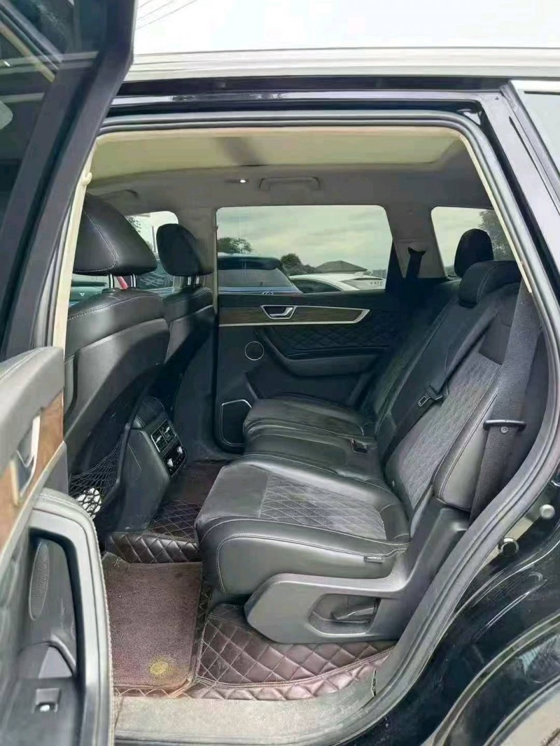 长沙22年红旗HS73