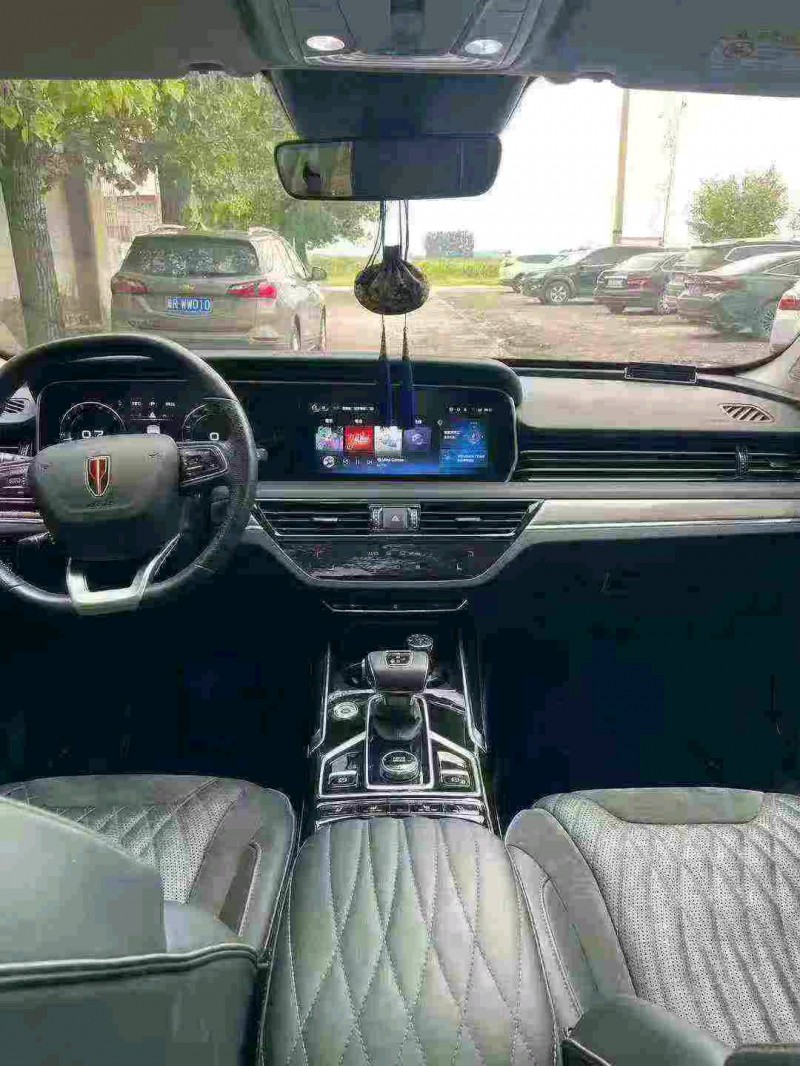 保定22年红旗HS56