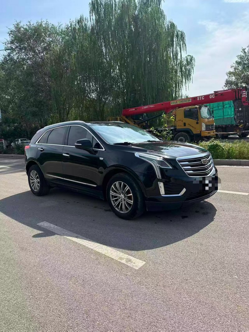 枣庄17年凯迪拉克XT52