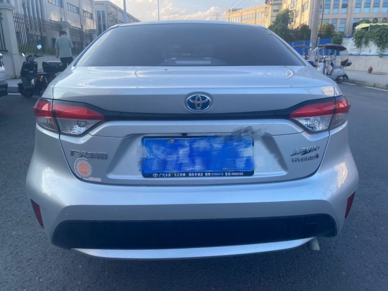 娄底23年丰田雷凌8