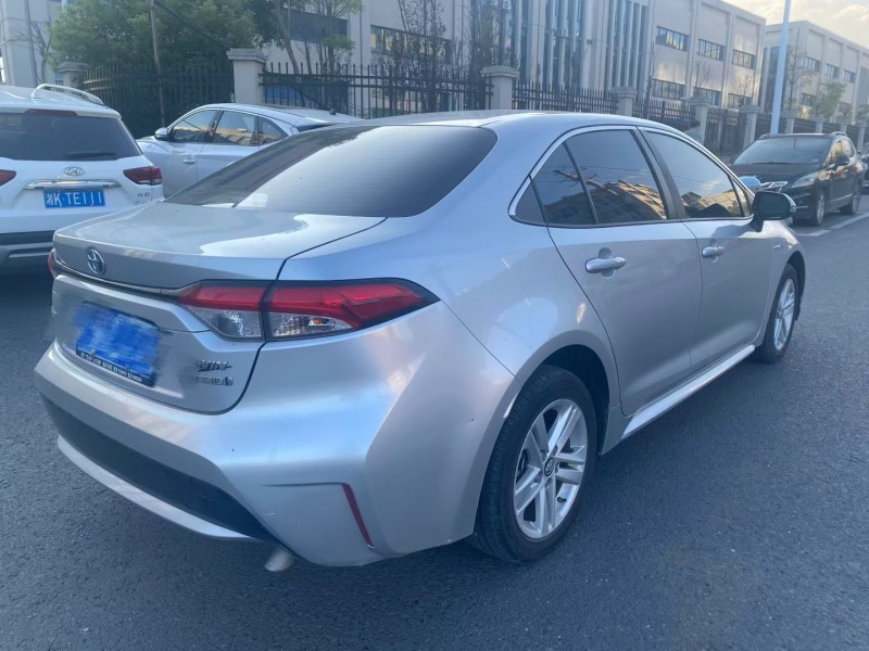 娄底23年丰田雷凌9