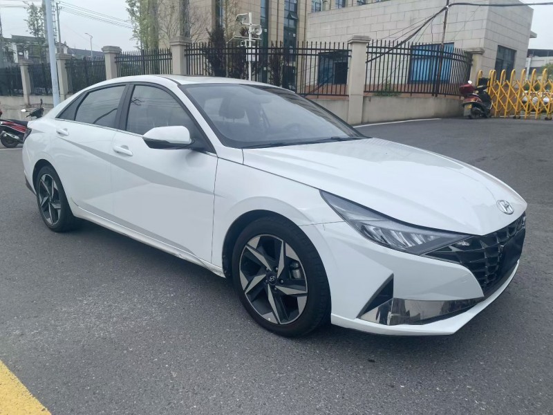 娄底23年现代伊兰特9