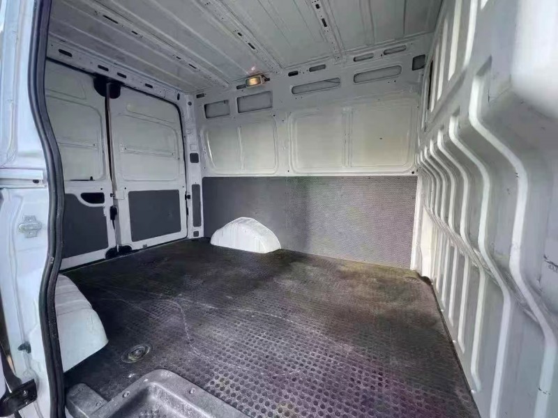 枣庄21年大通V805