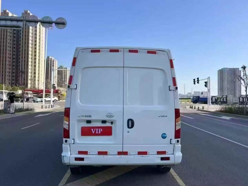 枣庄21年大通V809