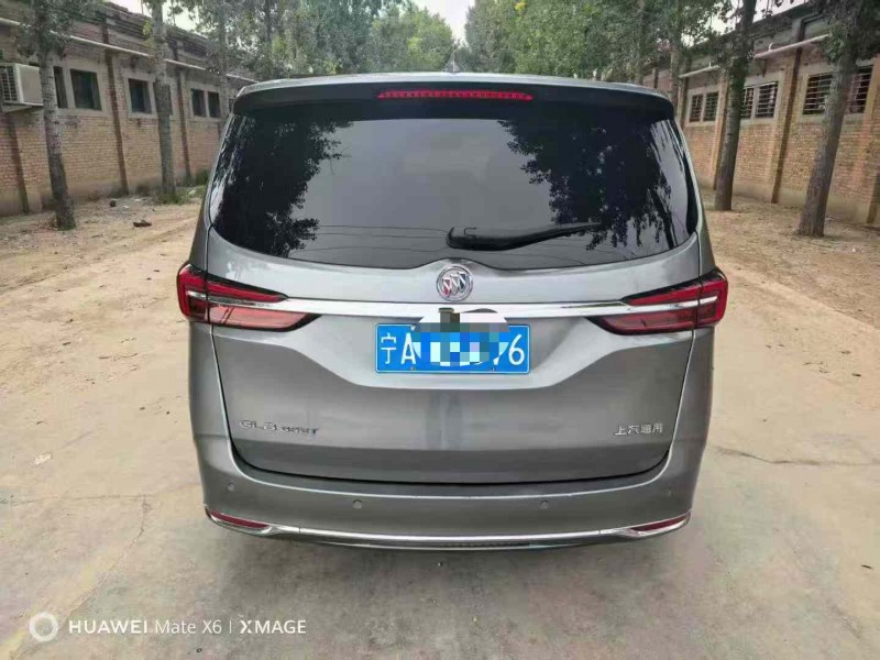 保定21年别克GL84