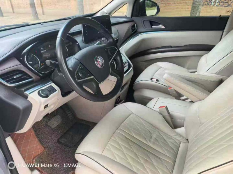 保定21年别克GL86