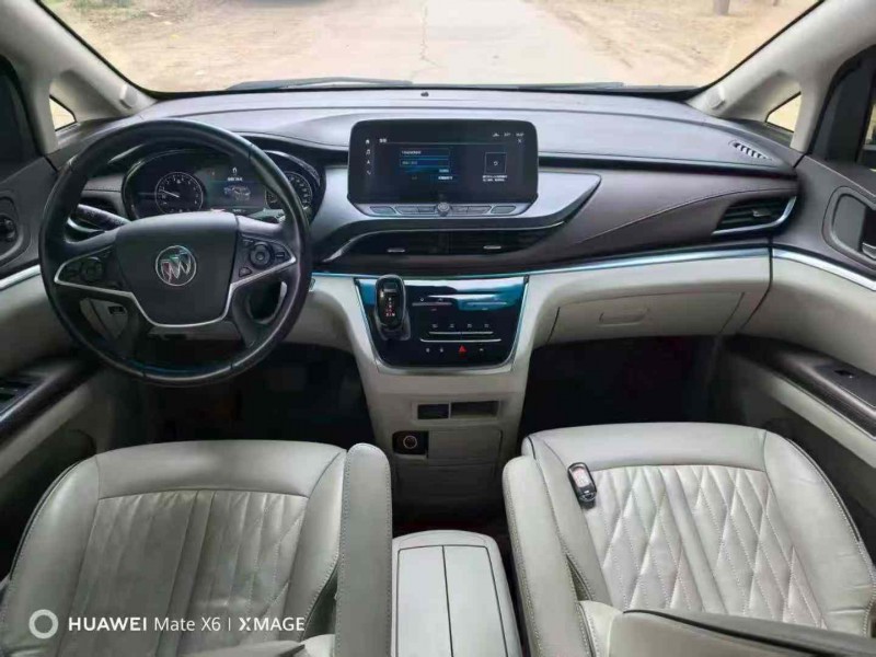 保定21年别克GL88